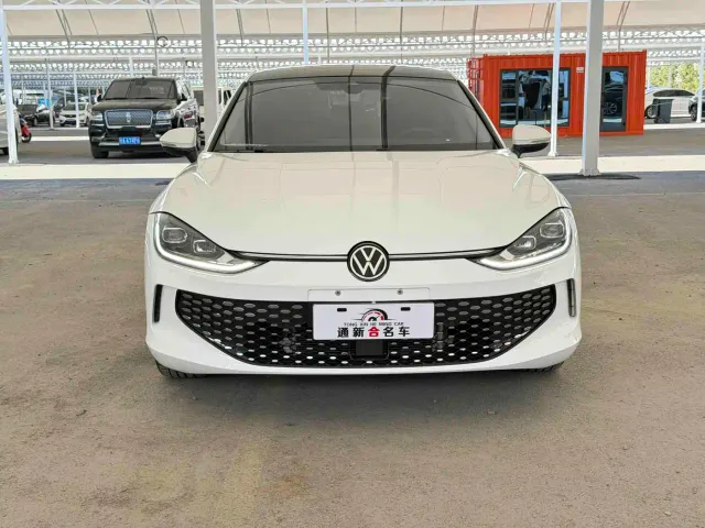 Volkswagen Lamando — Фото автомобиля 2
