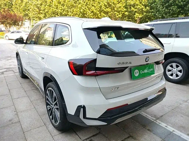 BMW X1 — Фото автомобиля 4