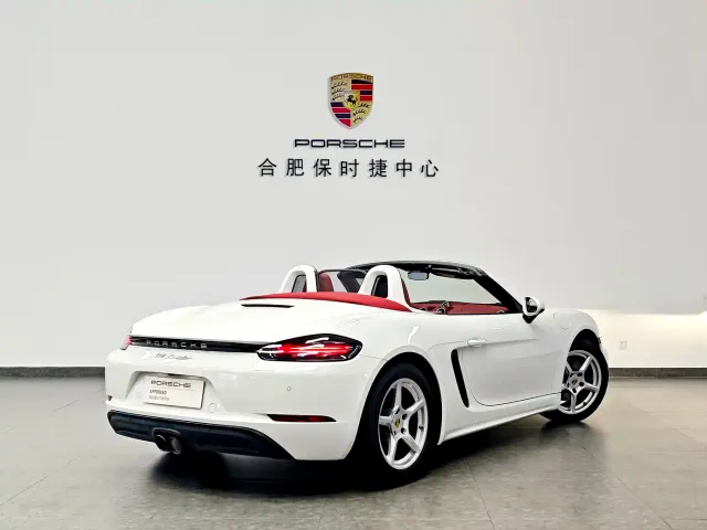 Porsche 718 — Фото автомобиля 6