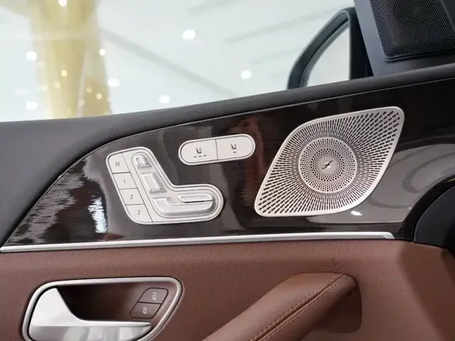 Mercedes-Benz GLE-Class — Фото автомобиля 11