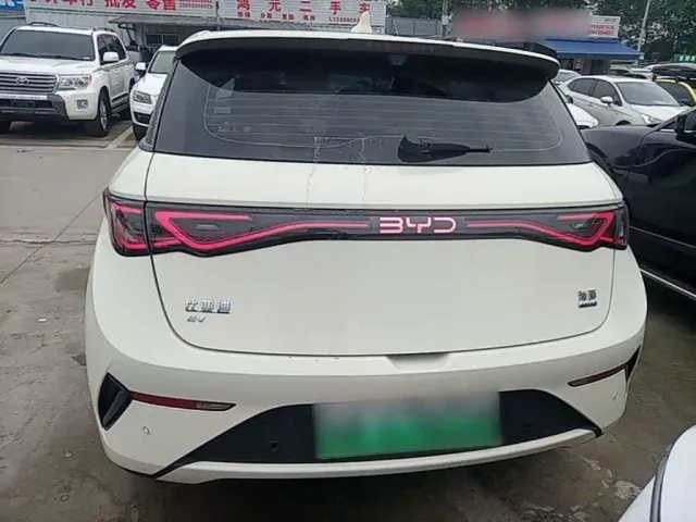 BYD Dolphin — Фото автомобиля 5