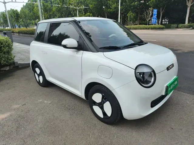 Changan Lumin — Фото автомобиля 3