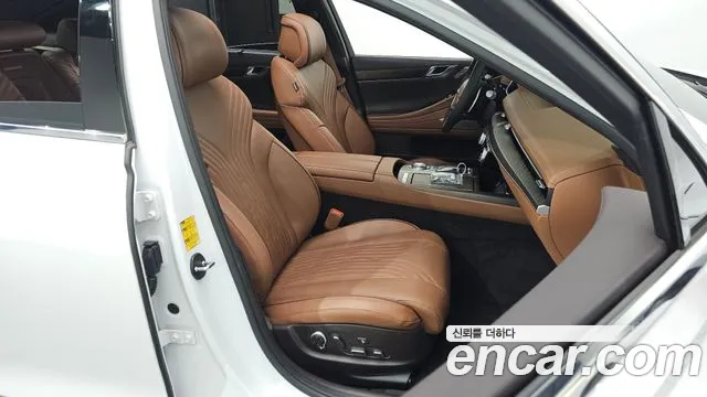 Genesis G80 Бензин 2.5 турбо 2WD — Фото автомобиля 9