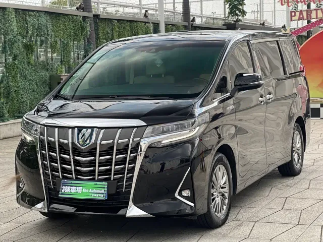 Фотография автомобиля — Toyota Alphard