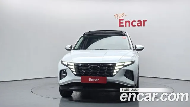 Hyundai Tucson Tucson (NX4) Дизель 2.0 2WD — Фото автомобиля 3