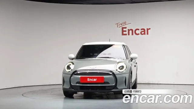 Mini Cooper Cooper 5 дверей Classic — Фото автомобиля 3