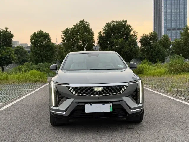 Cadillac Optiq — Фото автомобиля 2