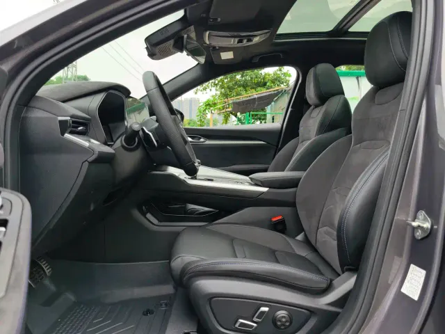 Geely Xingrui — Фото автомобиля 4