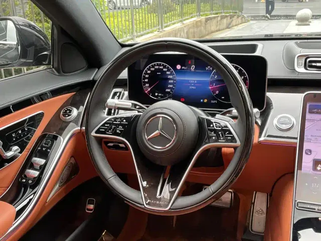 Mercedes-Benz Maybach S-Class — Фото автомобиля 19