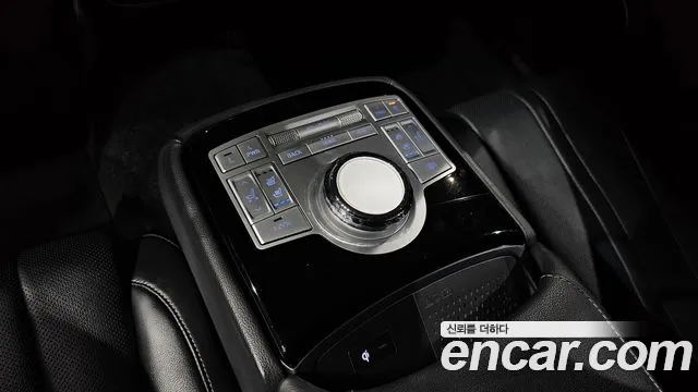 Genesis G80 Бензин 2.5 турбо AWD — Фото автомобиля 17