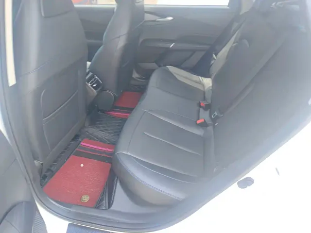 Changan Eado — Фото автомобиля 12