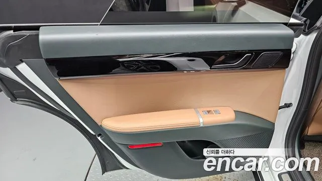 Hyundai Grandeur — Фото автомобиля 23
