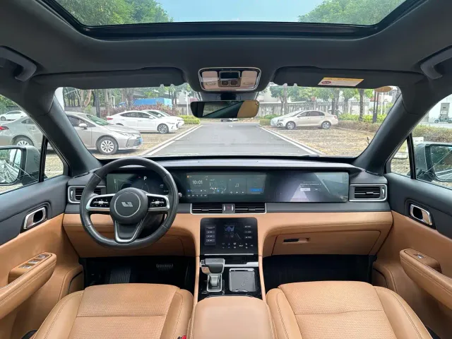 Li Auto ONE — Фото автомобиля 6