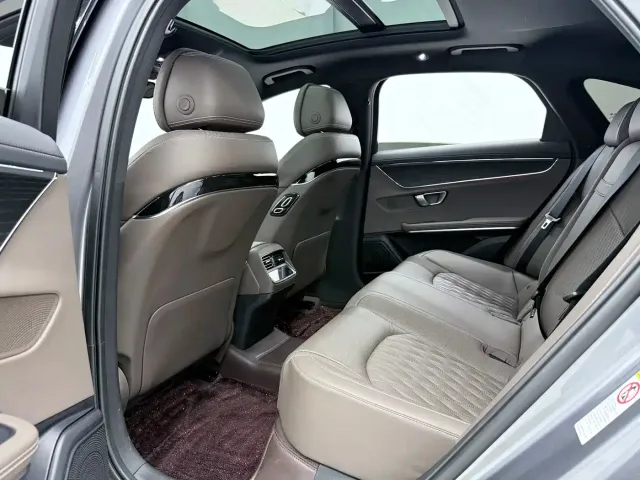 BYD Han — Фото автомобиля 10