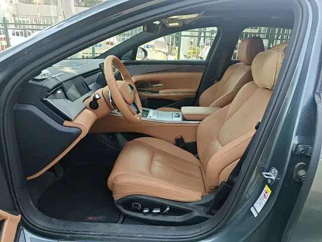 BYD Han L — Фото автомобиля 14