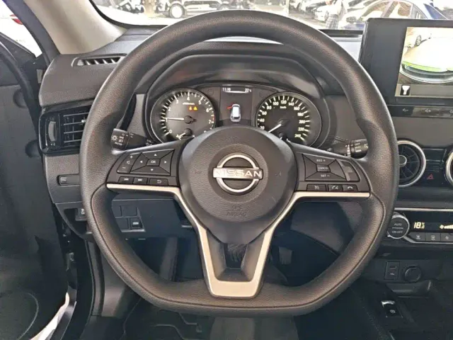 Nissan X-Trail — Фото автомобиля 10