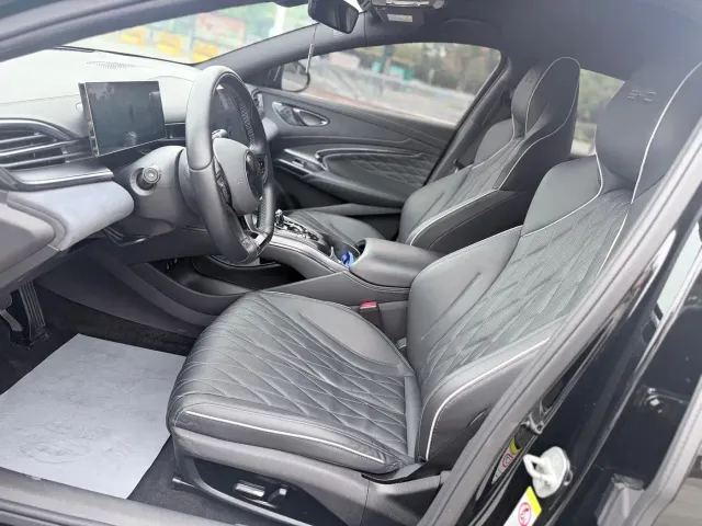 BYD Seal — Фото автомобиля 7
