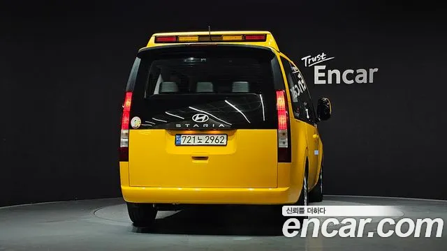 Hyundai Staria — Фото автомобиля 4