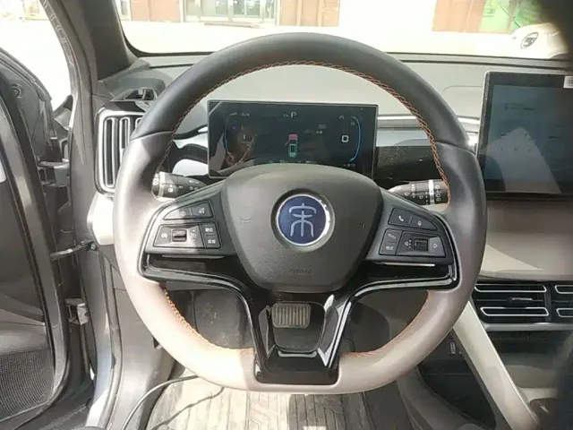 BYD Song Pro — Фото автомобиля 10