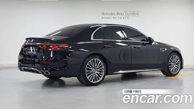 Mercedes-Benz E-Class — Фото автомобиля 2