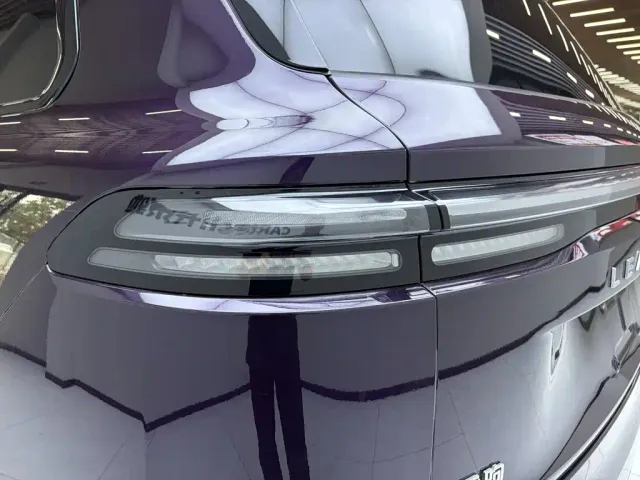 Leapmotor C16 — Фото автомобиля 14