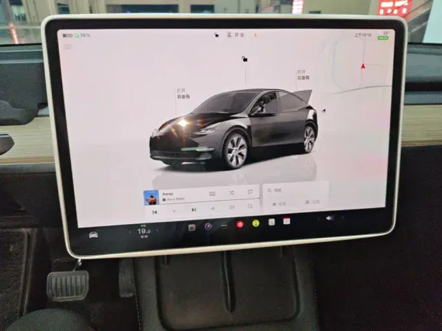 Tesla Model Y 2023 Rear-Wheel Drive Edition — Фото автомобиля 12
