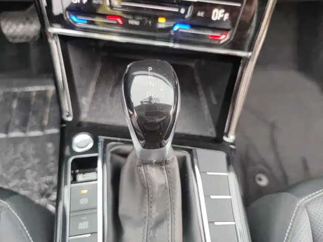 Volkswagen Passat — Фото автомобиля 13