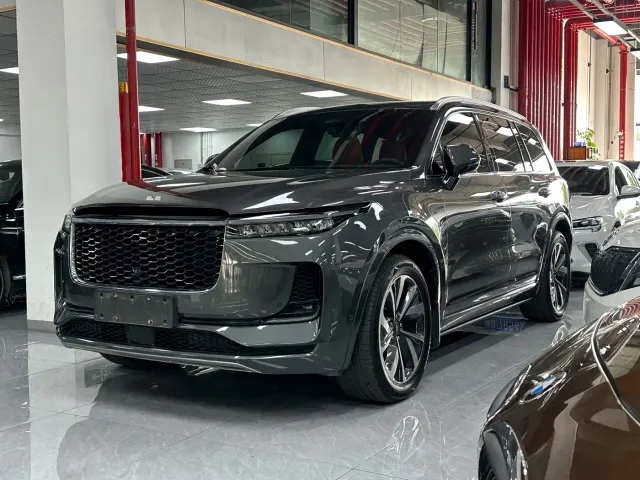 Фотография автомобиля — Li Auto ONE