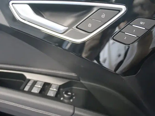 Audi Q4 e-tron — Фото автомобиля 15