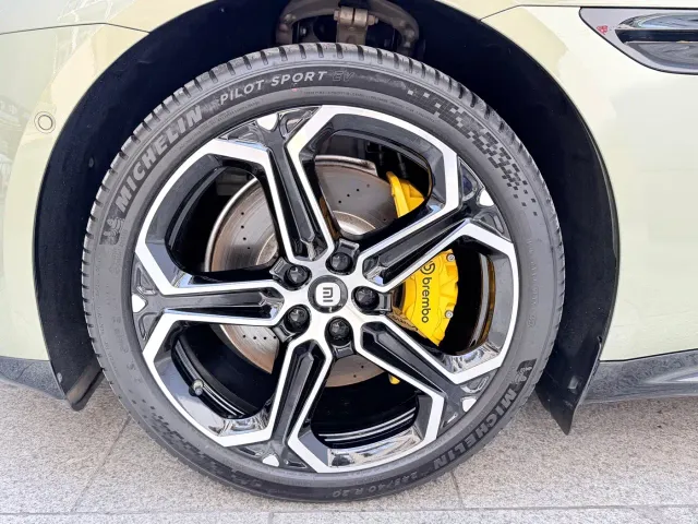 Xiaomi SU7 — Фото автомобиля 6