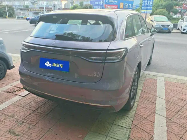 Shangjie SUV — Фото автомобиля 3