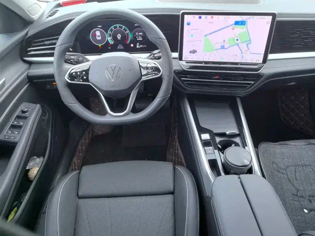 Volkswagen Passat — Фото автомобиля 8