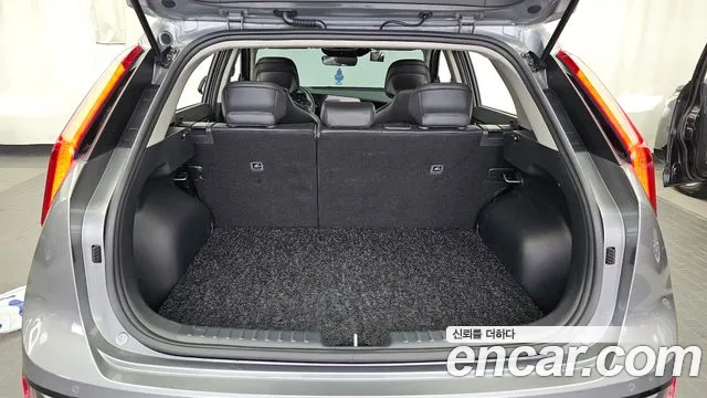 Kia Niro The All New Niro Prestige — Фото автомобиля 19