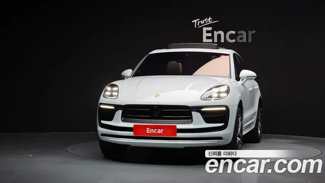Porsche Macan — Фото автомобиля 3