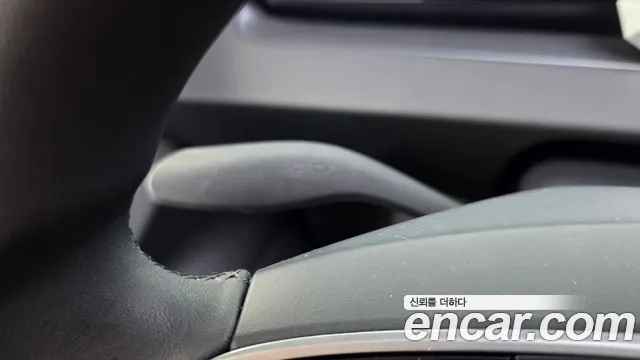 Tesla Model 3 — Фото автомобиля 29