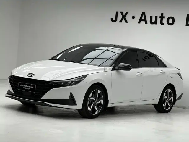 Фотография автомобиля — Hyundai Elantra