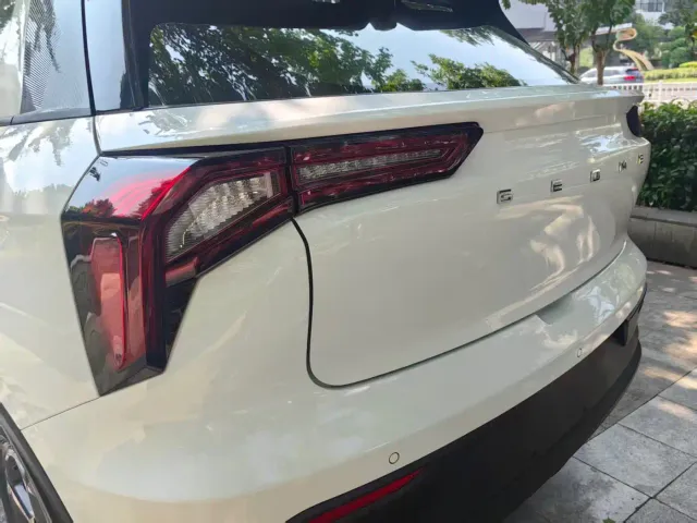 Geely Geometry E Firefly — Фото автомобиля 9