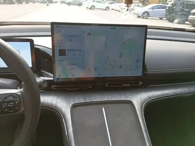 GAC Aion S MAX — Фото автомобиля 12