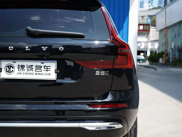Volvo XC60 — Фото автомобиля 20