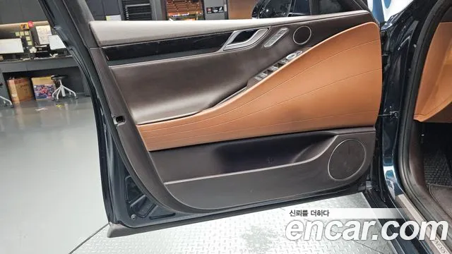 Genesis G80 Бензин 3.5 турбо AWD — Фото автомобиля 24