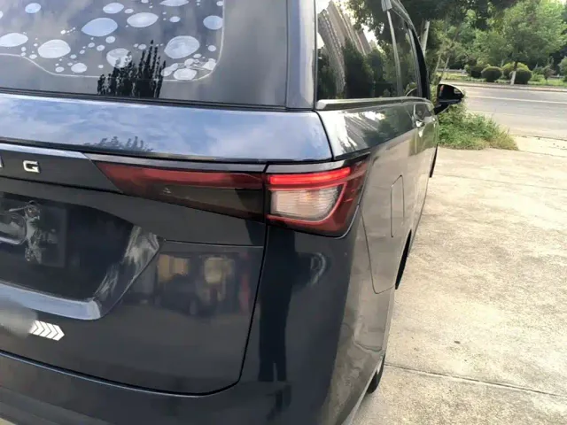 Wuling Jiachen — Фото автомобиля 7