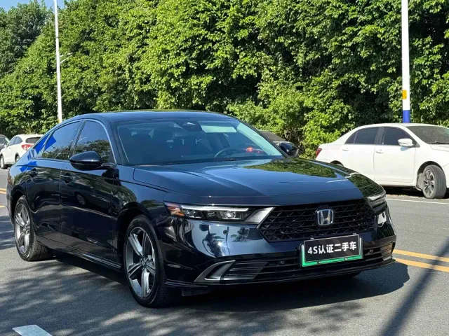 Honda Accord — Фото автомобиля 7
