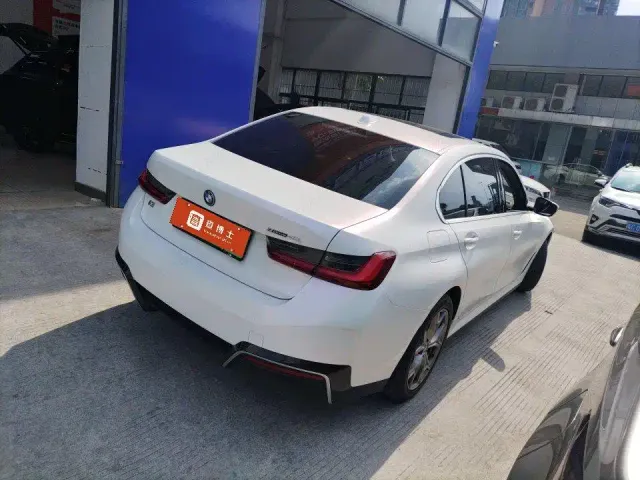 BMW i3 — Фото автомобиля 8