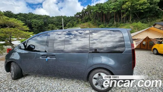 Hyundai Staria — Фото автомобиля 3