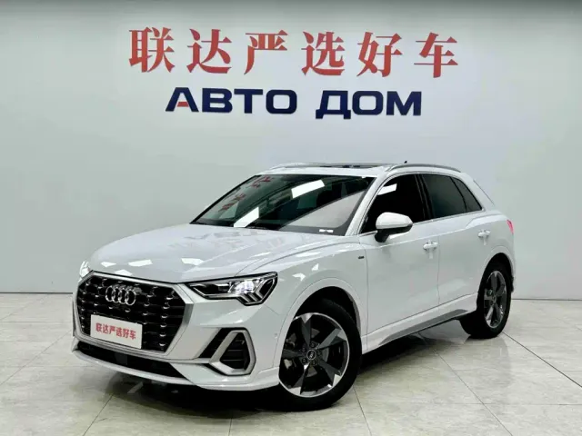 Фотография автомобиля — Audi Q3