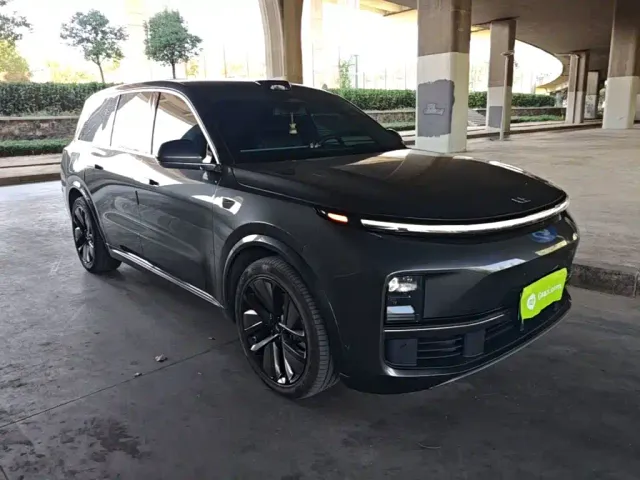 Li Auto L9 — Фото автомобиля 3