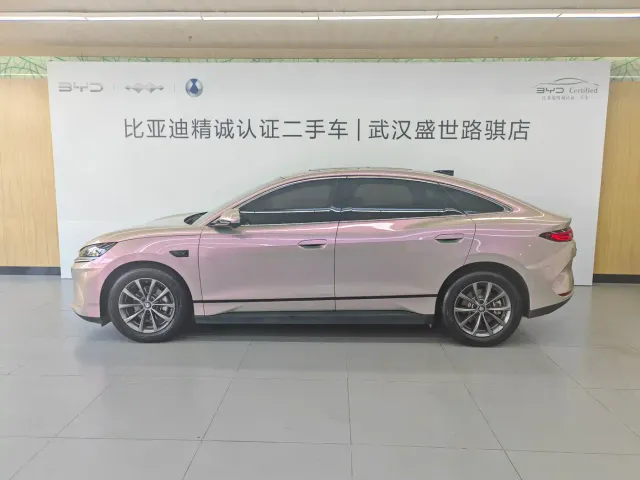 BYD Qin L — Фото автомобиля 4