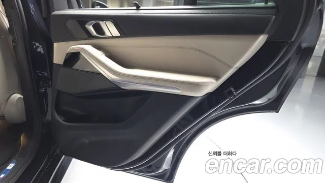 BMW X5 xDrive 40i M Sport — Фото автомобиля 22