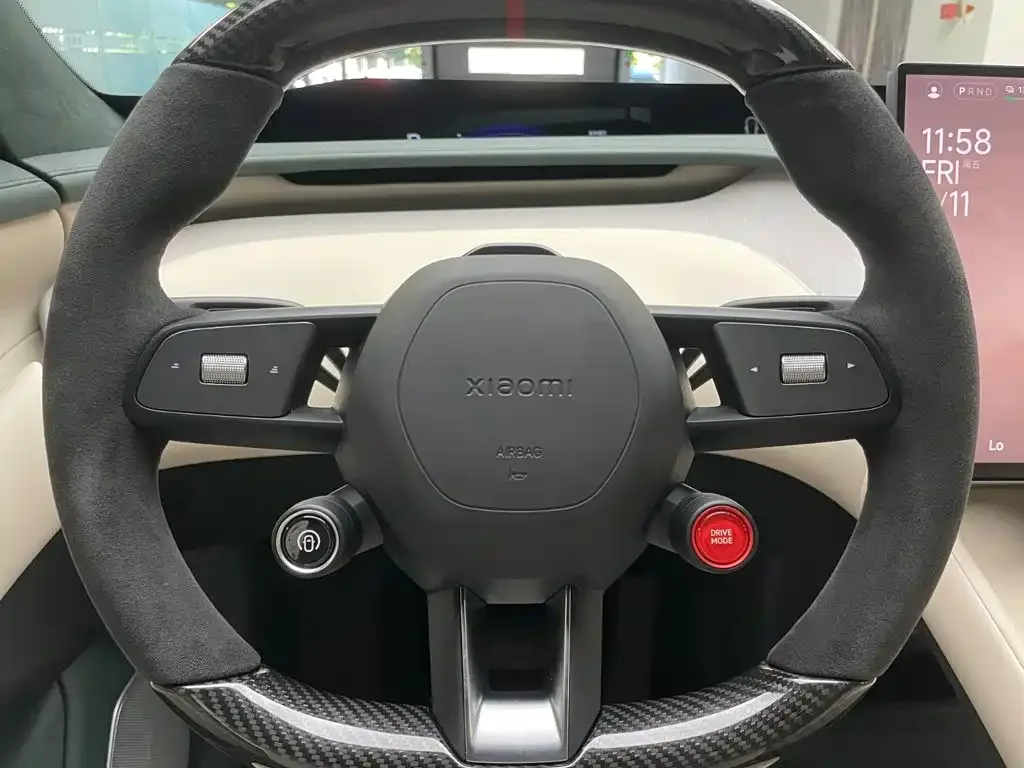 Xiaomi Auto Xiaomi YU7 2025 Ultra Long Range High Performance AWD Max Edition — Фото автомобиля 12