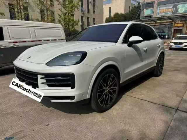Porsche Cayenne — Фото автомобиля 2